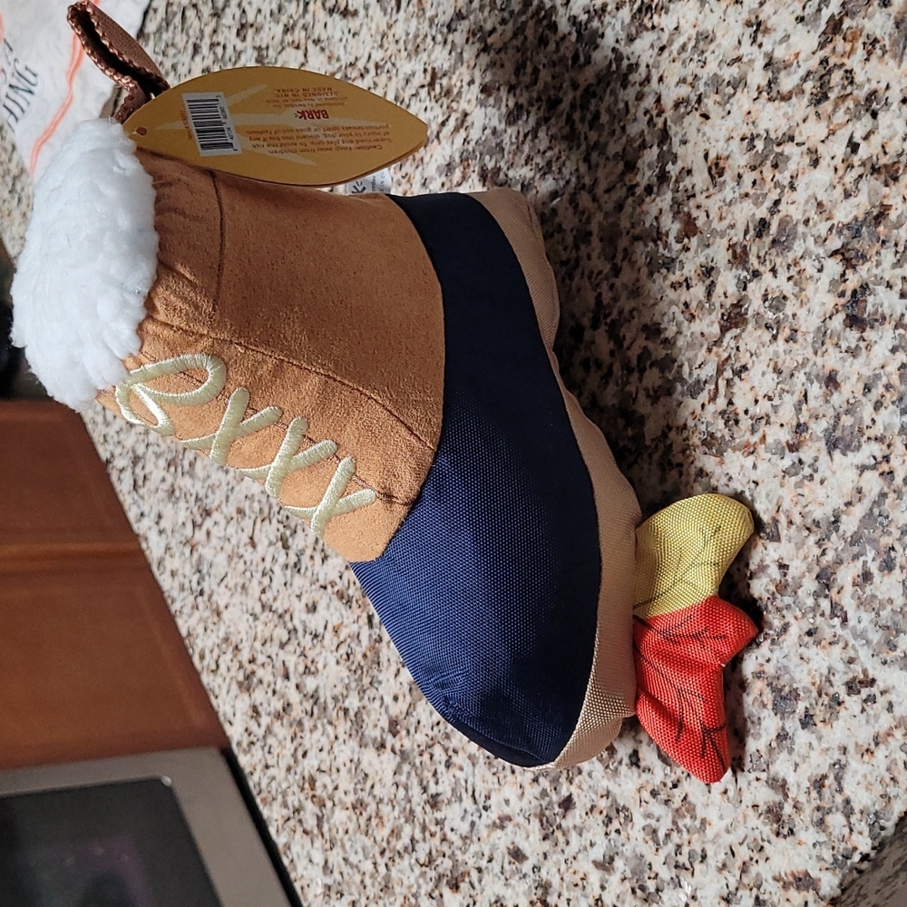 Barkbox Barkwoods Boot NWT Toy